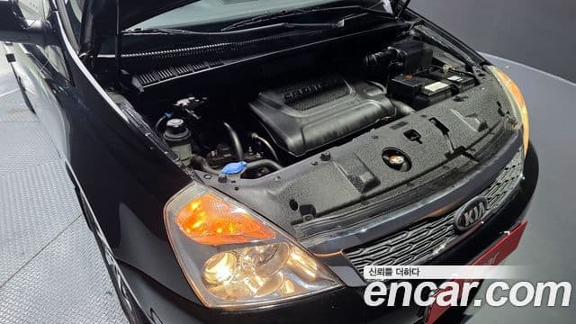 Kia Carnival R Premium, 2014 6