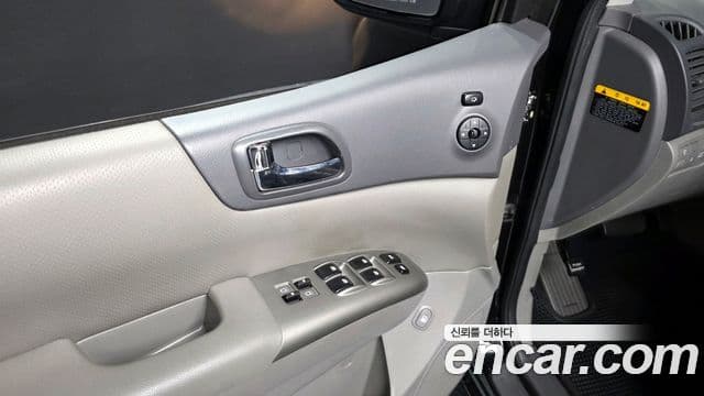 Kia Carnival R Premium, 2014 16