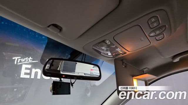 Kia Carnival R Premium, 2014 19