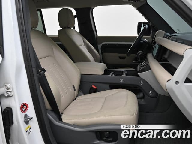 Land Rover Defender (L663) 110 D240 SE, 2020 10