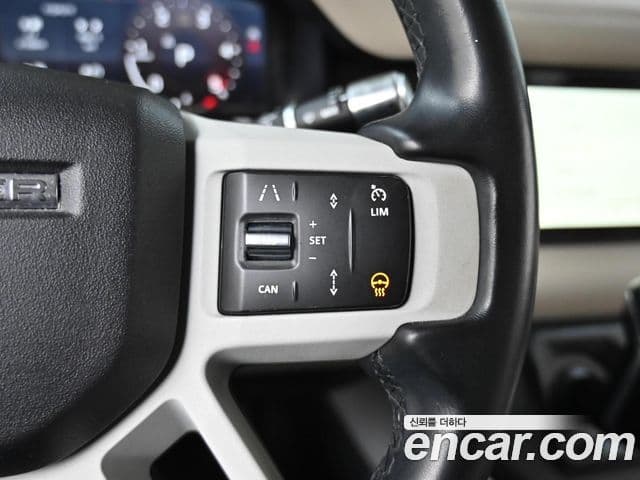 Land Rover Defender (L663) 110 D240 SE, 2020 18