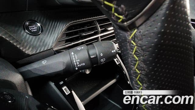 Peugeot e-208 2세대 GT, 2021 19