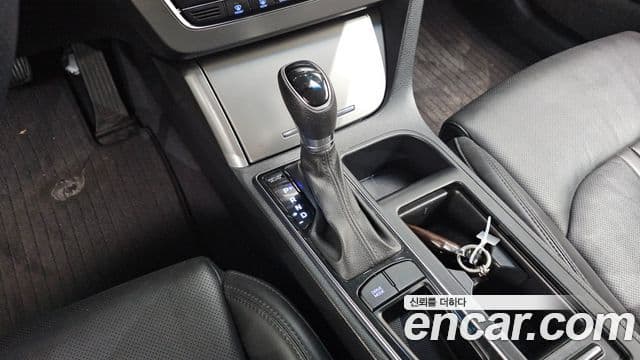 Hyundai LF Sonata гибрид Smart, 2017 9