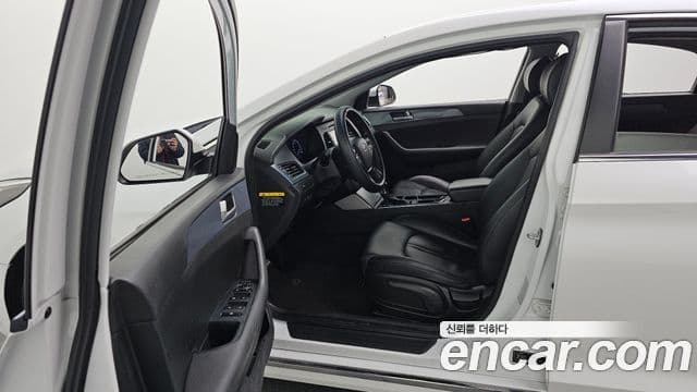 Hyundai LF Sonata гибрид Smart, 2017 10