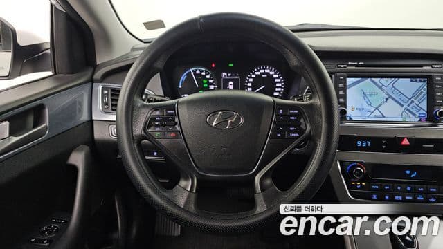 Hyundai LF Sonata гибрид Smart, 2017 13