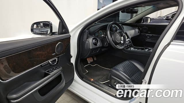 Jaguar All New XJ X351, 2019 10