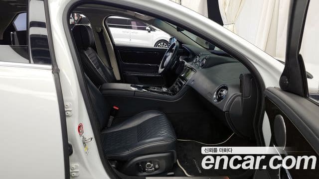 Jaguar All New XJ X351, 2019 11