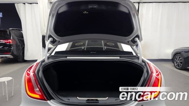 Jaguar All New XJ X351, 2019 20