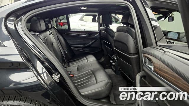 BMW 5시리즈 (G30) 520d xDrive M Sport Plus, 2017 12
