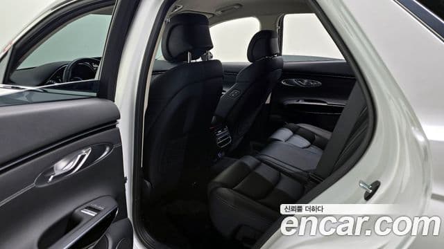 Genesis GV70, 2024 11