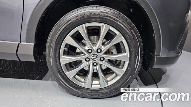 Toyota RAV4 4세대, 2018 все фото