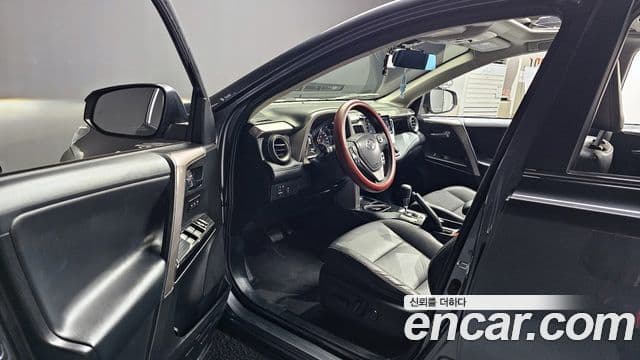 Toyota RAV4 4세대, 2018 10