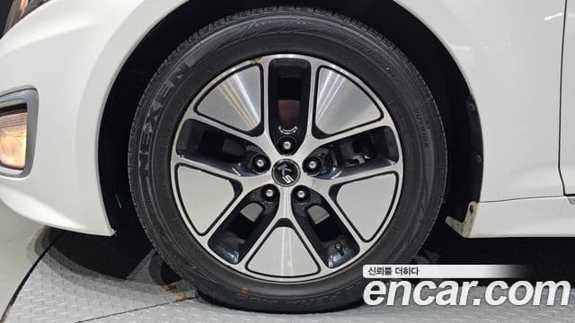 Kia K5 гибрид Prestige, 2013 все фото