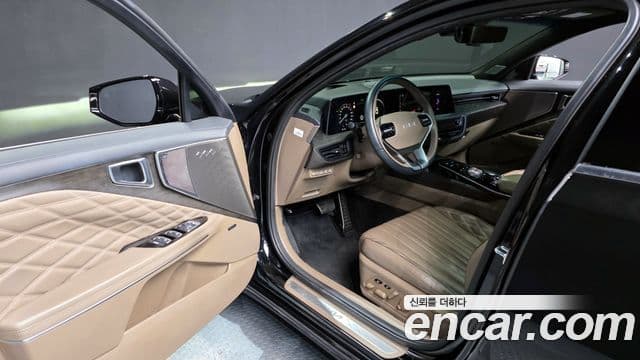 Kia K8 гибрид Signature, 2023 10