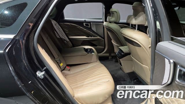 Kia K8 гибрид Signature, 2023 12