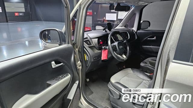 Kia The / новый New Ray Luxury, 2018 11