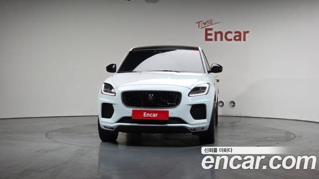 Jaguar E-PACE P250 R-Dynamic SE, 2018 3