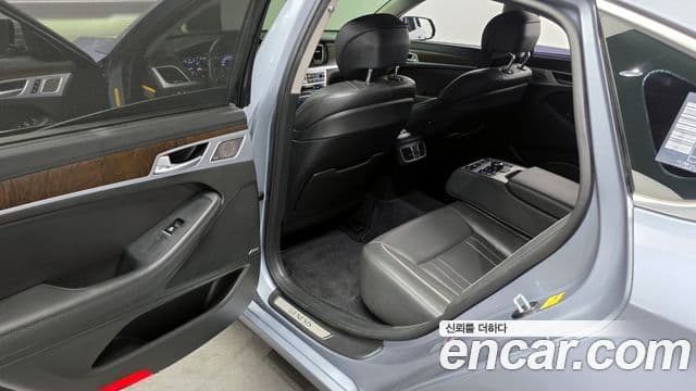 Genesis G80 Prestige, 2017 11