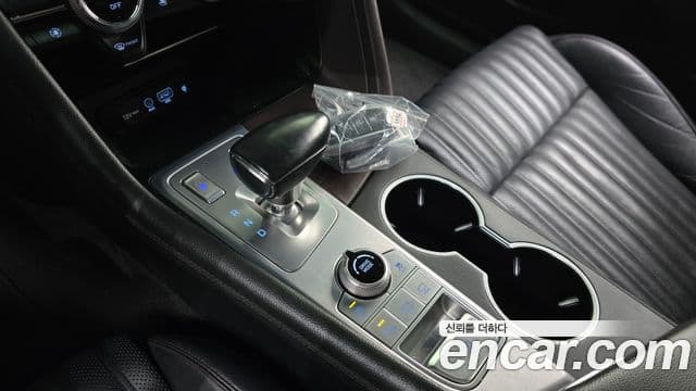 Genesis G70 Elite, 2019 9