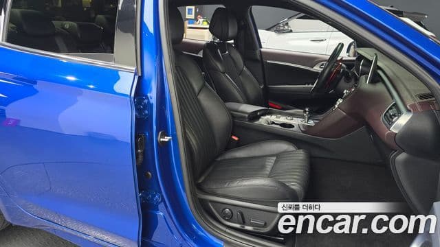 Genesis G70 Elite, 2019 10