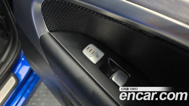 Genesis G70 Elite, 2019 18