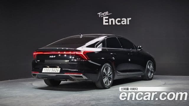 Kia K8 гибрид Signature, 2023 2