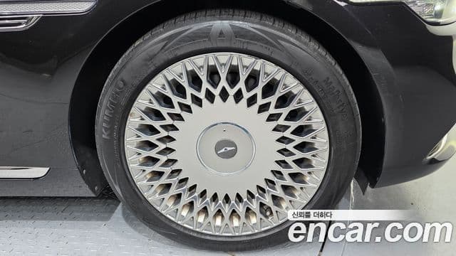 Genesis G90 Premium Luxury, 2019 все фото