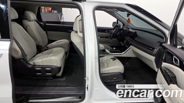 Kia Carnival 4세대 Signature, 2023 11
