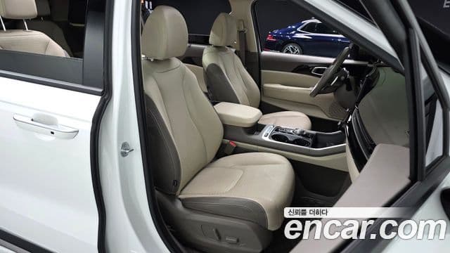 Kia The / новый New Carnival 4세대 Signature, 2025 3