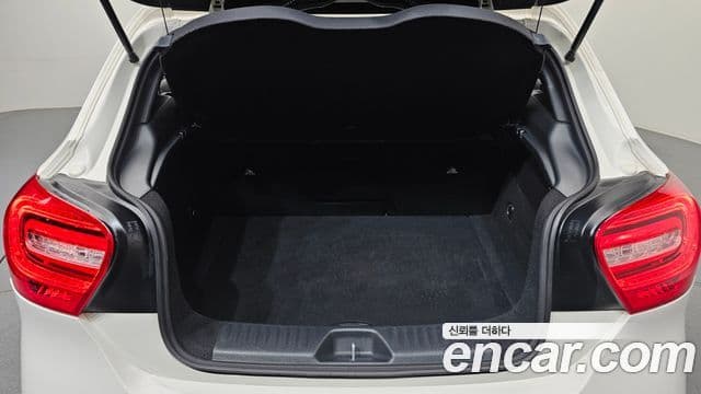 Mercedes-Benz A-класс W176 A200 CDI Night, 2014 20