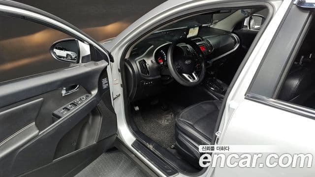 Kia Sportage R топовая версия, 2011 11