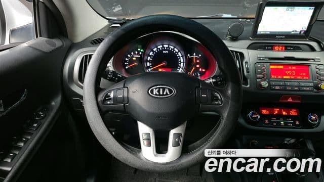 Kia Sportage R топовая версия, 2011 13