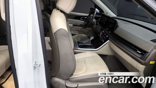 Kia Carnival 4세대 Prestige, 2022 12
