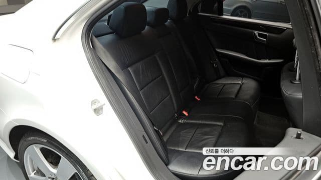 Mercedes-Benz E-класс W212 Avantgarde, 2013 12