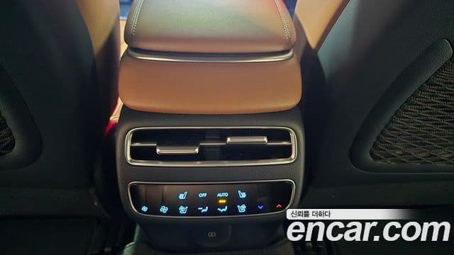 Genesis GV70, 2025 16