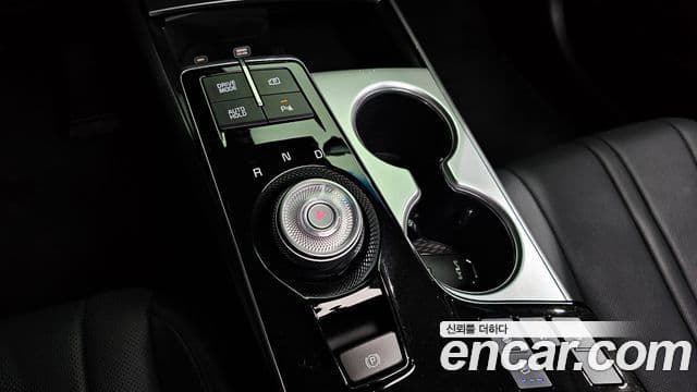 Kia K8 Trendy(арендный автомобиль), 2023 9