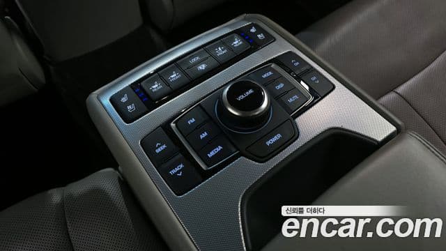 Genesis G80 Prestige, 2018 17