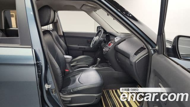 Kia Soul люксовая версия, 2010 13
