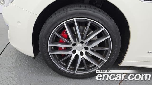 Maserati 기블리 3세대, 2020 все фото