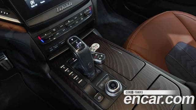 Maserati 기블리 3세대, 2020 9