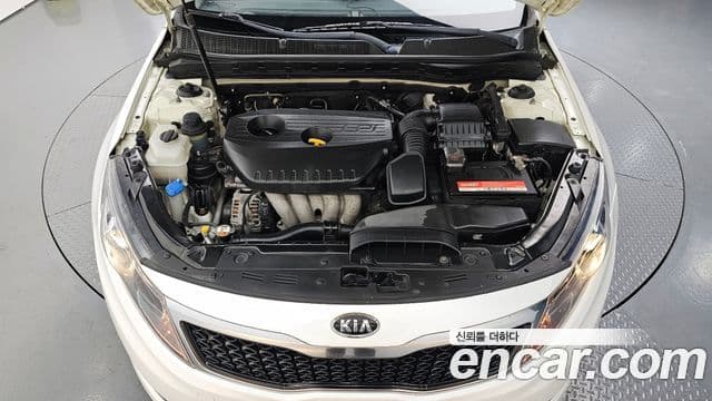 Kia K5 LPI Deluxe, 2012 6