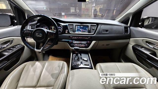 Kia All New Carnival Noblesse, 2017 7