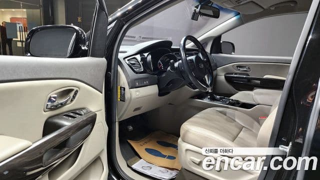 Kia All New Carnival Noblesse, 2017 11