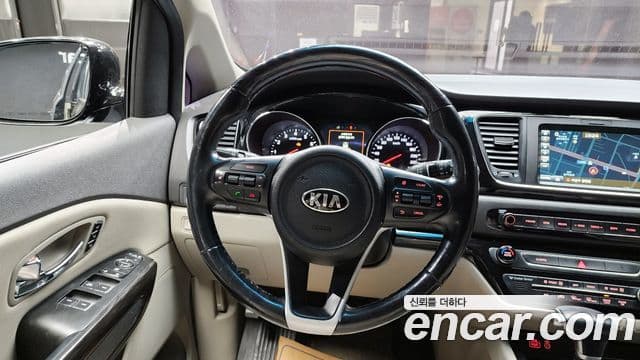 Kia All New Carnival Noblesse, 2017 14