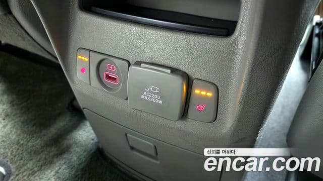 Kia All New Carnival Noblesse, 2017 18