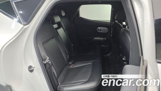 Genesis GV60 Standard, 2022 12