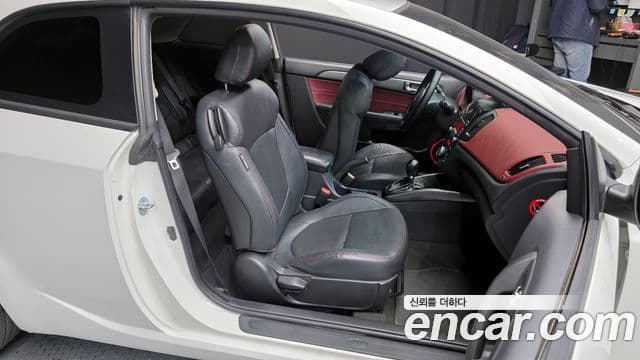 Kia Forte купе Prestige, 2013 12