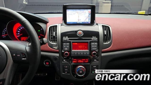 Kia Forte купе Prestige, 2013 19