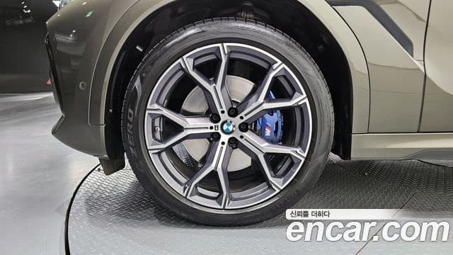 BMW X6 (G06) xDrive40i M Sport, 2022 все фото