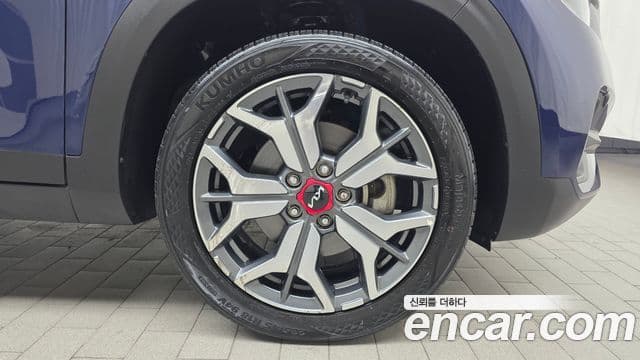 Kia Seltos Signature, 2022 все фото